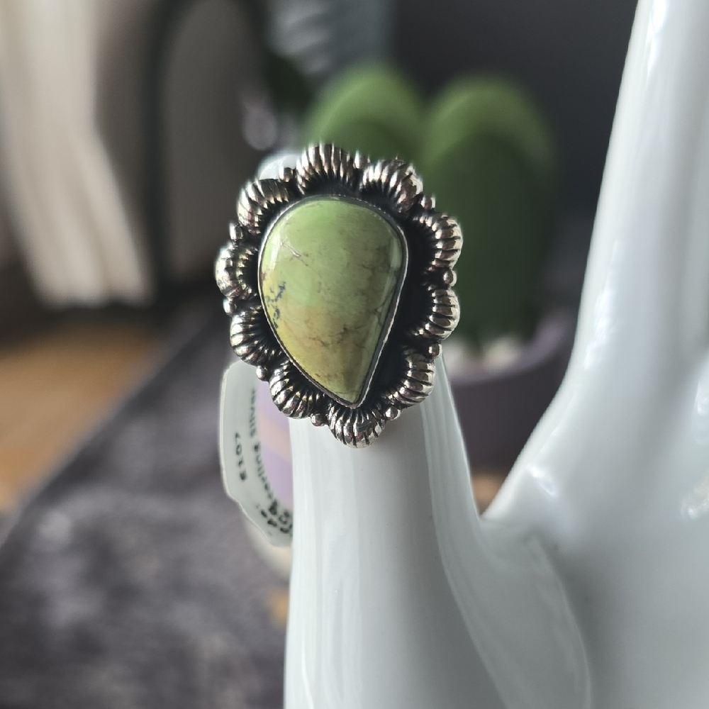 925 Sterling Silver Lemon Chrysophrase Teardrop Ring~Sz 6